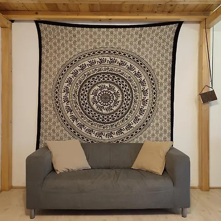 Comfy Flat In Central-budapest (adults Only)
